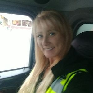 Meet your Posher, Holly